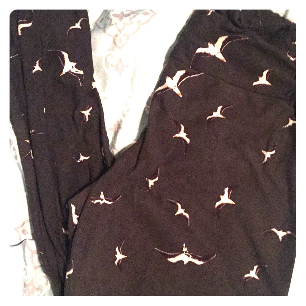 Lularoe seagull leggings TC